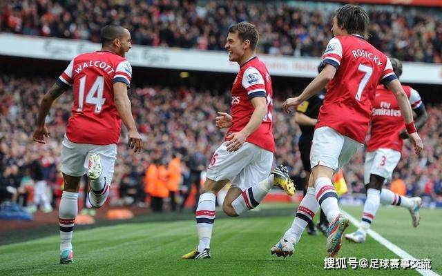  热刺防线送礼不断，利兹联逆转取胜终结五轮不胜  